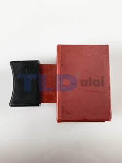 สวิทซ์ #12 แท่นตัดไฟเบอร์จีนแดง ไม่มีปุ่มล๊อคข้าง