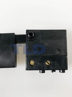 สวิทซ์ #92 สว่านกระแทกโรตารี่ Makita มากิต้า รุ่น HR2000, HR2510 อะไหล่สว่าน