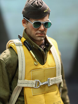 [สั่งจอง] DID A80167 1/6 : WWII United States Army Air Forces Pilot - Captain Rafe