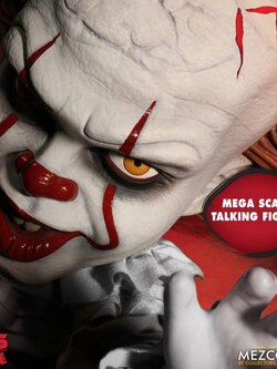 [สั่งจอง]Mezco Toys : Mega Scale Talking Pennywise 2017