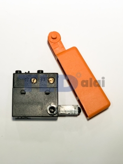 สวิทซ์ #29 สว่านโรตารี่ ยี่ห้อ Makita มากิต้า รุ่น HR2414, HR2010 มาพร้อมคู่กับไกกดสวิทซ์ อะไหล่สว่าน