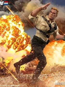 [พร้อมส่ง] Mezco toyz One:12 Collective G.I.Joe - Duke Deluxe Edition