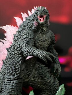[สั่งจอง] Diamond Select Toys : Godzilla X Kong: The New Empire Deluxe Gallery Diorama