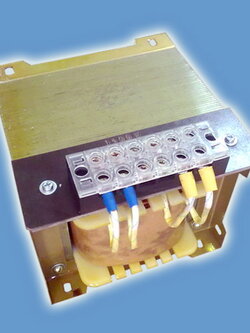 หม้อแปลง 1P in 240-230-220-120-110-0V out 690V 250VA