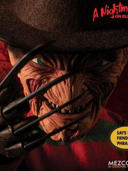 [พร้อมส่ง] Mezco MDS Mega Scale 15" : Talking Freddy Krueger [Reissue]
