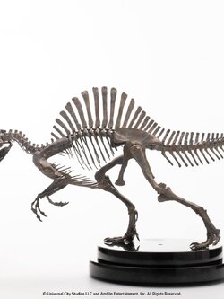 [สั่งจอง]ECC : Bronze Spinosaurus Skeleton (Jurassic Park III)
