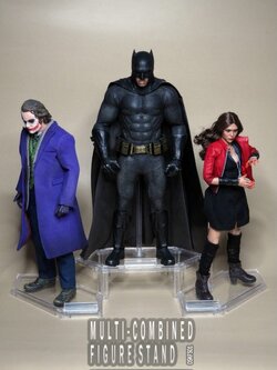 [สั่งจอง]OSK Pack of 3 sets transparent figure stand