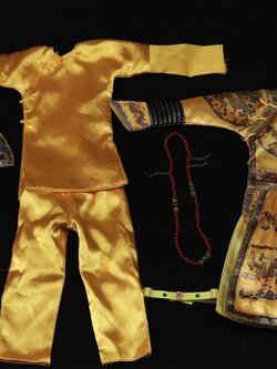 [สั่งจอง]Eighttoys 1/6 : Qing dynasty Emperor Dragon Robe set blister card