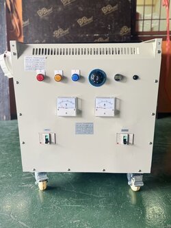 สั่งพัน หม้อแปลง 3 เฟส ตาม spec พร้อมบริการติดตั้งอุปกรณ์ เช่น เบรคเกอร์ มิตเตอร์แบบต่างๆ และให้คำปรึกษา