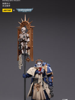 [พร้อมส่ง] Joytoy 1/18 : Ultramarines - JT8834 : Bladeguard Ancient