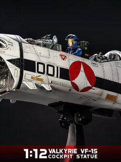 [สั่งจอง]KIDSLOGIC ST18 1/12 : Robotech Macross Valkyrie VF-1S Cockpit Statue Licensed by Harmony Gold USA, Inc
