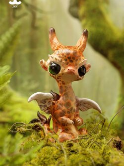 [สั่งจอง] JXK R2504 : Global Artists Series - Magical Elf Giraffe (Roshia Ilumi Forest)