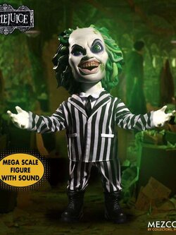 [สั่งจอง] Mezco MDS Mega Scale Talking 15" : Beetle Juice