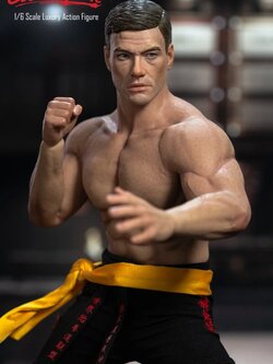 [สั่งจอง]Infinite Statue 1/6 : BLOODSPORT FRANK DUX