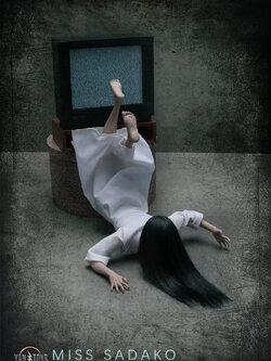 [สั่งจอง] Yan Toys JR08 1/6 : Miss Ghost