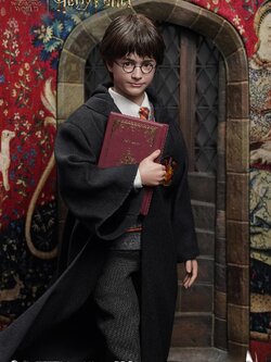 [สั่งจอง]INART 1/6 : HARRY POTTER AND THE PHILOSOPHER’S STONE - HARRY POTTER (HOGWARTS UNIFORM)