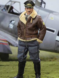 [สั่งจอง]DID D80165 1/6 : WWII German Luftwaffe Ace Pilot - A.Galland
