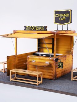 [สั่งจอง] MMMTOYS M2404 1/12 : Container Café Haven (ไม่รวมฟิกเกอร์)