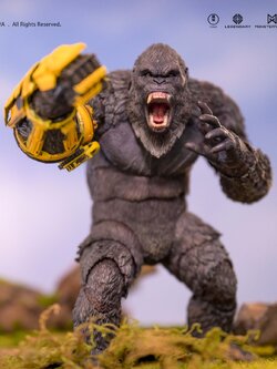 [สั่งจอง] Hiya EBG0433 : KONG THE NEW EMPIRE Kong B.E.A.S.T. Glove Ver.