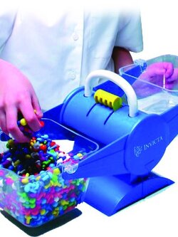 คานหาความสัมพันธ์ระหว่างปริมาตรกับน้ำหนัก , ปริมาตร , น้ำหนัก , สื่อการสอน , ของเล่นเสริมพัฒนาการ