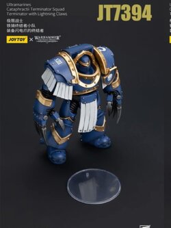 [พร้อมส่ง] JOYTOY 1/18--- Ultramarines Cataphractii Terminator Squad ---- JT7394 : Terminator with Lightning Claws
