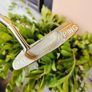 PUTTER PING PAL ยาว 34 นิ้ว วัสดุทองเหลือง Brass แท้ๆเลยค่ะ เป็นอีกหนึ่งรุ่นที่สุดยอดของ PING ไม้กอล์ฟพรีเมี่ยมมือสอง ของแท้ By NakaraLuxurious
