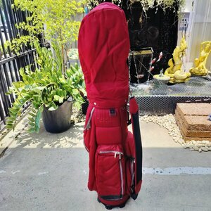 ถุงกอล์ฟ ON OFF มือสอง ของแท้ สภาพสวยเดิม ป้ายยังไม่แกะพลาสติก สีแดงเพลงเป็นสีประจำ ON OFF ช่องใส่ของเยอะ ซิปเยอะ น้ำหนักเบา ไม้กอล์ฟพรีเมี่ยมมือสอง ของแท้ By NakaraLuxurious