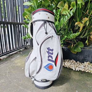 ถุงกอล์ฟ PTT – มือสอง เดิมๆ ภายใน “บุกำมะหยี่อย่างดี” ให้สัมผัสนุ่ม พรีเมียม