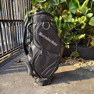ถุงกอล์ฟ BENZ มือสอง สภาพสวยมากๆทุกอย่าง วัสดุดีมากๆเลยค่ะ ** แป๊กหลุด 1 จุด**