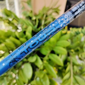 ก้านสำหรับใส่ Driver ATX 55-S ALDILA TOUR BLUE มือสอง สภาพสวยมากเดิมๆ วัสดุสุดพรีเมี่ยม Micro Laminate มีความบางแต่แข็งแรง ควบคุมทิศทางได้ดีมาก เร่งสปีดได้ดีมาก ไม้กอล์ฟพรีเมี่ยมมือสอง ของแท้ By NakaraLuxurious