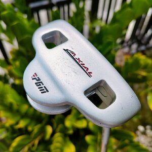**ไม้กอล์ฟเด็ก** PUTTER PGM AXIAL ความยาวไม้ 27 นิ้ว สำหรับอายุ 5-8 ปี พัตต์ง่าย เล็งง่าย น้ำหนักดี ชดเชยสูงค่ะ ไม้กอล์ฟพรีเมี่ยมมือสอง ของแท้ By NakaraLuxurious