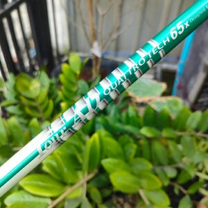 ก้าน TOUR AD QUAT TRO TECH 65X ก้านสำหรับใส่ FAIRWAY ความยาวเฉพาะก้าน 43.5 นิ้ว ใส่กริพแลมกิ้นมาให้ด้วยแล้ว ไม้กอล์ฟพรีเมี่ยมของแท้ By NakaraLuxurious