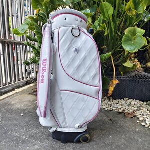 ถุงกอล์ฟ WILSON **มีล้อลาก** มือสองสภาพสวยมาก แทบไม่ได้ใช้ วัสดุดีมากๆ น่าใช้แบบสุดๆเลยค่ะ