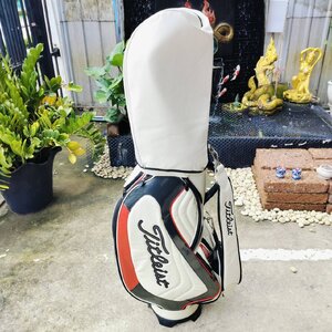 ถุงกอล์ฟ Titleist มือสอง ถุง TOUR สีขาวสวยมาก ออกแบบฟังชั่นได้ดีมาก