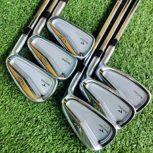 ชุดเหล็ก TOURSTAGE VIQ วัสดุ PREMIUM FORGED สวยจัด ตีนุ่มแบบจัดๆ และตีง่าย พรีเมี่ยมจริง มี CAVITY ช่วยให้ตีง่ายขึ้น และ ตีตรงอย่างมากเลยค่ะ แน่นๆ สปินดีด้วย ก้าน NS PRO V90 FLEX R เบา 90 กรัม ไม้กอล์ฟพรีเมี่ยมมือสอง ของแท้ By NakaraLuxurious