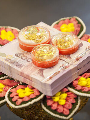 เช่าเงินสินสอด โทร 082-8635983 บริการเช่าสินสอด ทองหมั้น เช่าสินสอดทองหมั้น งานหมั้น งานแต่ง