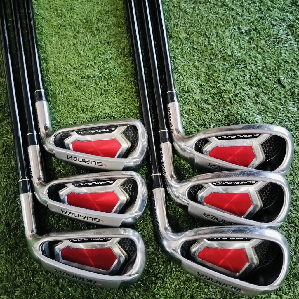 ชุดเหล็ก TAYLORMADE BURNER SUPERLAUNCH เป็นชุดเหล็กที่ตีง่ายมากที่สุด ตีสนุกมากที่สุดเลยค่ะ ก้าน FUBUKI 50 FLEX R มีเหล็ก 5 6 7 8 9 PW ไม้กอล์ฟพรีเมี่ยมมือสอง ของแท้ By NakaraLuxurious ชุดเหล็ก TAYLORMADE BURNER SUPERLAUNCH เป็นชุดเหล็กที่ตีง่ายมากที่สุด ตีสนุกมากที่สุดเลยค่ะ ก้าน FUBUKI 50 FLEX R มีเหล็ก 5 6 7 8 9 PW ไม้กอล์ฟพรีเมี่ยมมือสอง ของแท้ By NakaraLuxurious