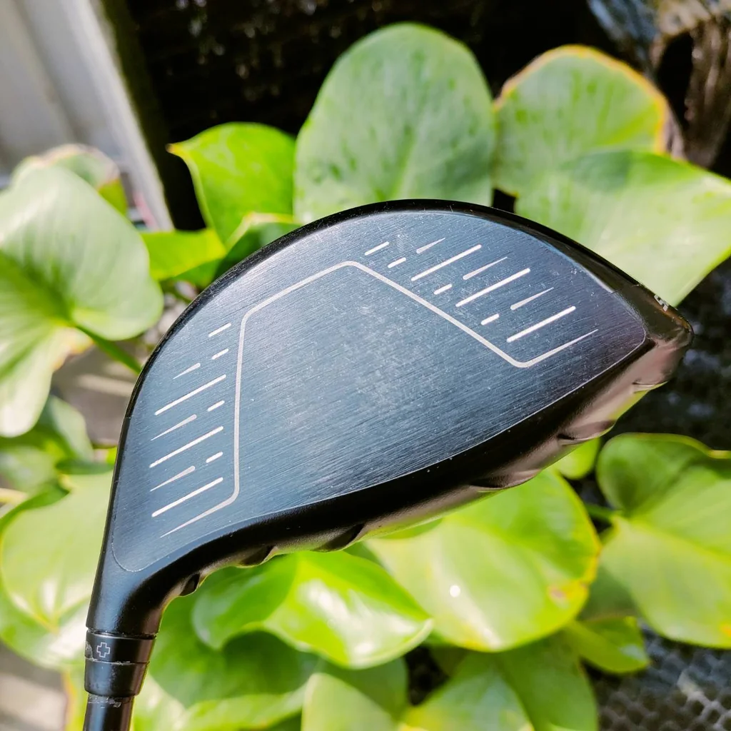 Driver PING G425 LST องศา 9 ก้านโหดกับหัวตัวแรง เพรียวขึ้น สำหรับท่านที่ชอบเร่งสปีดหัวไม้ ลดอัตราสปินอย่างมาก บอดี้ทำจาก 811 Titanium ส่วนแผ่นหน้าทำจาก FORGED T9S+Titanuim ไม้กอล์ฟพรีเมี่ยมมือสอง ของแท้ By NakaraLuxurious Driver PING G425 LST องศา 9 ก้านโหดกับหัวตัวแรง เพรียวขึ้น สำหรับท่านที่ชอบเร่งสปีดหัวไม้ ลดอัตราสปินอย่างมาก บอดี้ทำจาก 811 Titanium ส่วนแผ่นหน้าทำจาก FORGED T9S+Titanuim ไม้กอล์ฟพรีเมี่ยมมือสอง ของแท้ By NakaraLuxurious