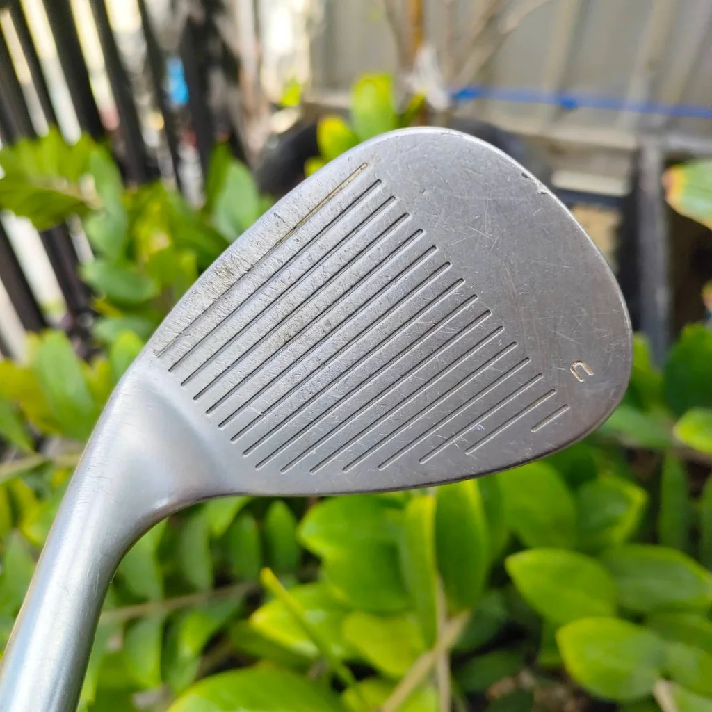 WEDGE CLEVELAND REG.588 องศา 56 ก้านกราไฟต์ FLEX WEDGE ร่อง Uคมกริพ ตกหยุดถอยหลัง รุ่นนี้ดังสุดของ Cleveland ไม้กอล์ฟพรีเมี่ยมมือสอง By NakaraLuxurious WEDGE CLEVELAND REG.588 องศา 56 ก้านกราไฟต์ FLEX WEDGE ร่อง Uคมกริพ ตกหยุดถอยหลัง รุ่นนี้ดังสุดของ Cleveland ไม้กอล์ฟพรีเมี่ยมมือสอง By NakaraLuxurious