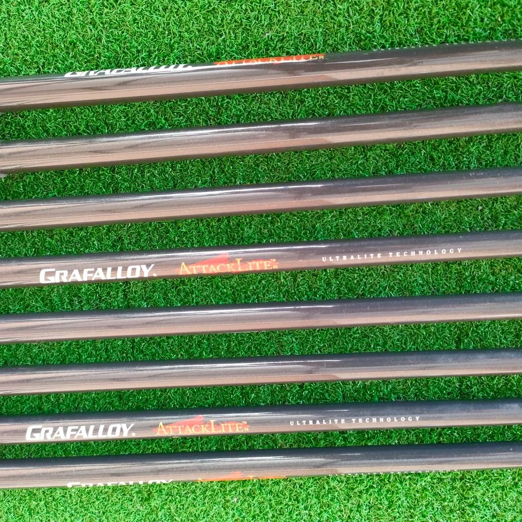 ชุดเหล็ก CLEVELAND CG4 CMM มีเหล็ก 3- 9 เเละ PW ครบชุด ก้าน GRAFALLOY ATTACKLITE FLEX R เหล็กคุณภาพดี เน้นตีง่าย ตีแม่นๆ ตกหยุด ชุดเหล็ก CLEVELAND CG4 CMM มีเหล็ก 3- 9 เเละ PW ครบชุด ก้าน GRAFALLOY ATTACKLITE FLEX R เหล็กคุณภาพดี เน้นตีง่าย ตีแม่นๆ ตกหยุด