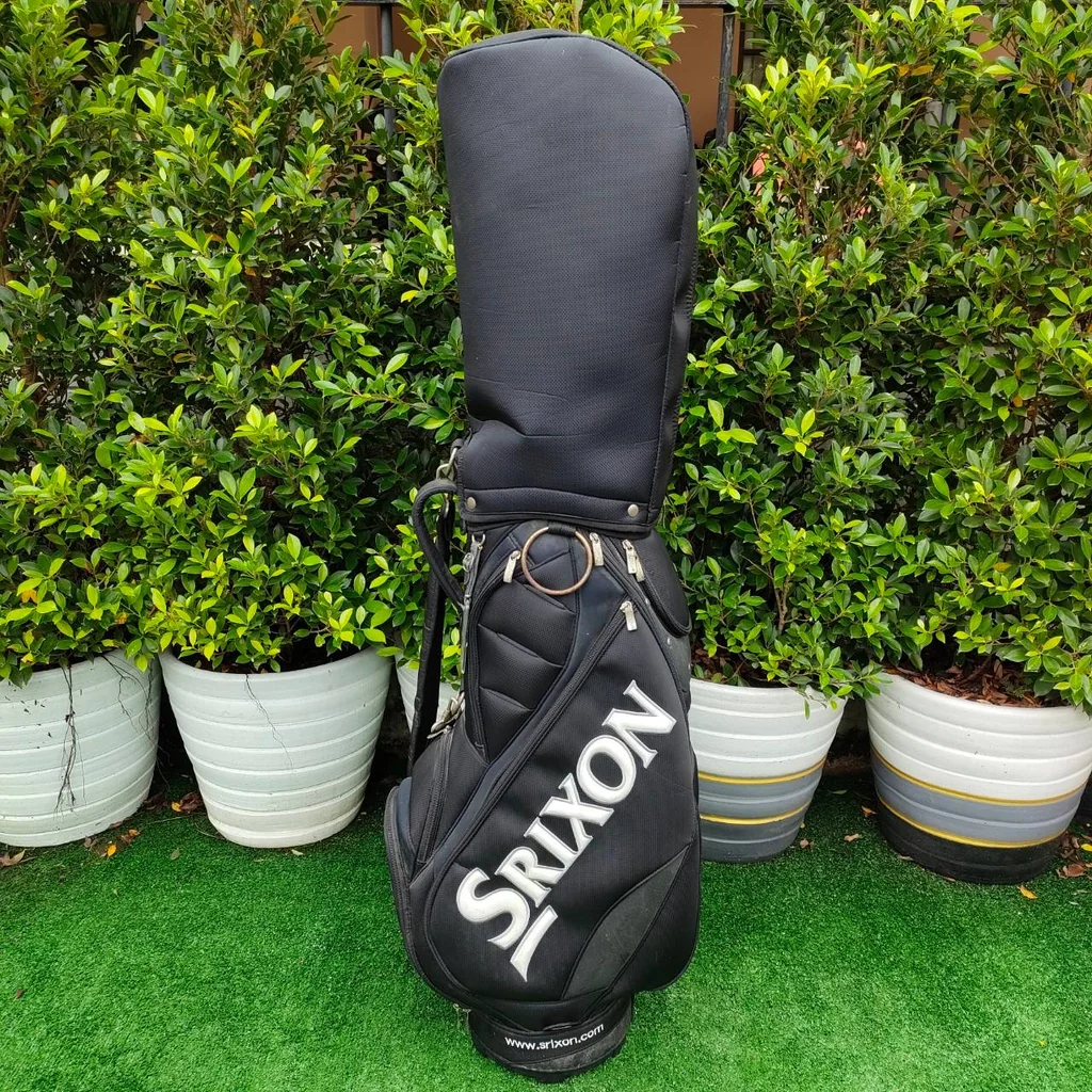 ถุงกอล์ฟ SRIXON มือสอง ของแท้ สภาพสวยเดิมๆเลยครับ ถุงกอล์ฟ SRIXON มือสอง ของแท้ สภาพสวยเดิมๆเลยครับ
