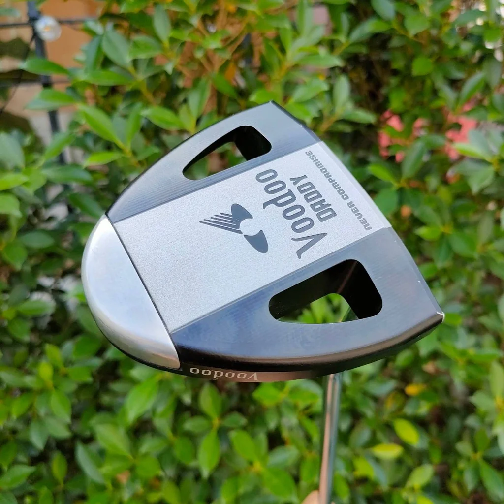 PUTTER VOODOO DADDY ความยาว 34 นิ้ว ก้าน VOODOO กริพ Golf pride กัปตันอเมริกา COVER เดิมๆ สวย รุ่นนี้นิยมมากๆดังสุดๆ ด้วยรูปทรงชดเชยสูง และหน้าไม้ มีถ่วงบล๊านซ์สองจุด ทำให้พัตต์ตรงมาก เส้นเล็งยาว พัตต์ง่ายครับ สุด!!! PUTTER VOODOO DADDY ความยาว 34 นิ้ว ก้าน VOODOO กริพ Golf pride กัปตันอเมริกา COVER เดิมๆ สวย รุ่นนี้นิยมมากๆดังสุดๆ ด้วยรูปทรงชดเชยสูง และหน้าไม้ มีถ่วงบล๊านซ์สองจุด ทำให้พัตต์ตรงมาก เส้นเล็งยาว พัตต์ง่ายครับ สุด!!!