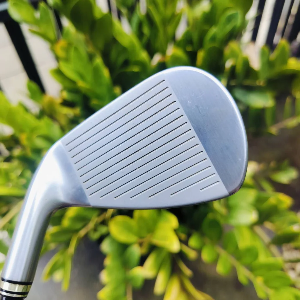ชุดเหล็ก XXIO FORGED MX4000 เป็นรุ่นพรีเมี่ยมสุดๆของ XXIO พรีเมี่ยมกว่า IMPACT POWER เพราะเป็นวัสดุ FORGED ญี่ปุ่น และสร้างให้เป็นรูปแบบ CAVITY ใช้เนื้อ FORGED เยอะวัสดุราคาแพง ไม้กอล์ฟพรีเมี่ยมญี่ปุ่นมือสอง ของแท้ By NakaraLuxurious ชุดเหล็ก XXIO FORGED MX4000 เป็นรุ่นพรีเมี่ยมสุดๆของ XXIO พรีเมี่ยมกว่า IMPACT POWER เพราะเป็นวัสดุ FORGED ญี่ปุ่น และสร้างให้เป็นรูปแบบ CAVITY ใช้เนื้อ FORGED เยอะวัสดุราคาแพง ไม้กอล์ฟพรีเมี่ยมญี่ปุ่นมือสอง ของแท้ By NakaraLuxurious
