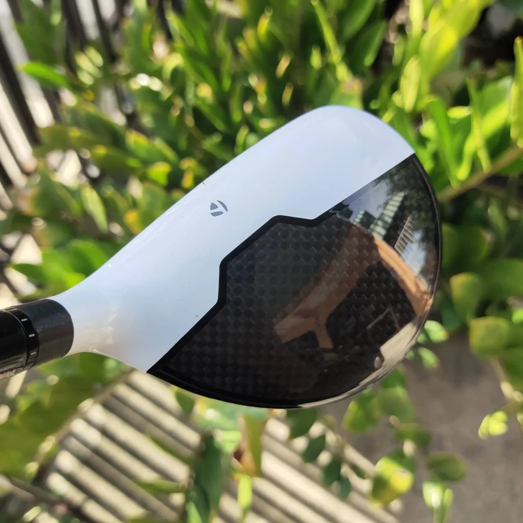 FW5 Taylormade M1 ตีดีมากๆ สามารถปรับวิถีลูกซ้ายหรือขวาได้ และปรับมุมเหินได้ที่คอไม้ค่ะ เพื่อได้ตำแหน่งที่เข้ากับวงสวิง กระดองเคฟล่าอย่างดี CG ต่ำ COVER แท้เดิม ไม้กอล์ฟพรีเมี่ยมมือสอง ของแท้ By NakaraLuxurious FW5 Taylormade M1 ตีดีมากๆ สามารถปรับวิถีลูกซ้ายหรือขวาได้ และปรับมุมเหินได้ที่คอไม้ค่ะ เพื่อได้ตำแหน่งที่เข้ากับวงสวิง กระดองเคฟล่าอย่างดี CG ต่ำ COVER แท้เดิม ไม้กอล์ฟพรีเมี่ยมมือสอง ของแท้ By NakaraLuxurious