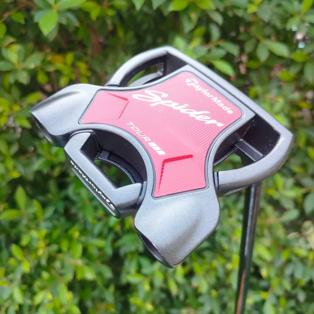 PUTTER TAYLORMADE SPIDER TOUR ความยาว 34 นิ้ว มาพร้อม COVER เดิมตรงรุ่น!! สวยเดิมมากๆ!! ไม้กอล์ฟมือสอง ของแท้ BY NakaraLuxurious PUTTER TAYLORMADE SPIDER TOUR ความยาว 34 นิ้ว มาพร้อม COVER เดิมตรงรุ่น!! สวยเดิมมากๆ!! ไม้กอล์ฟมือสอง ของแท้ BY NakaraLuxurious