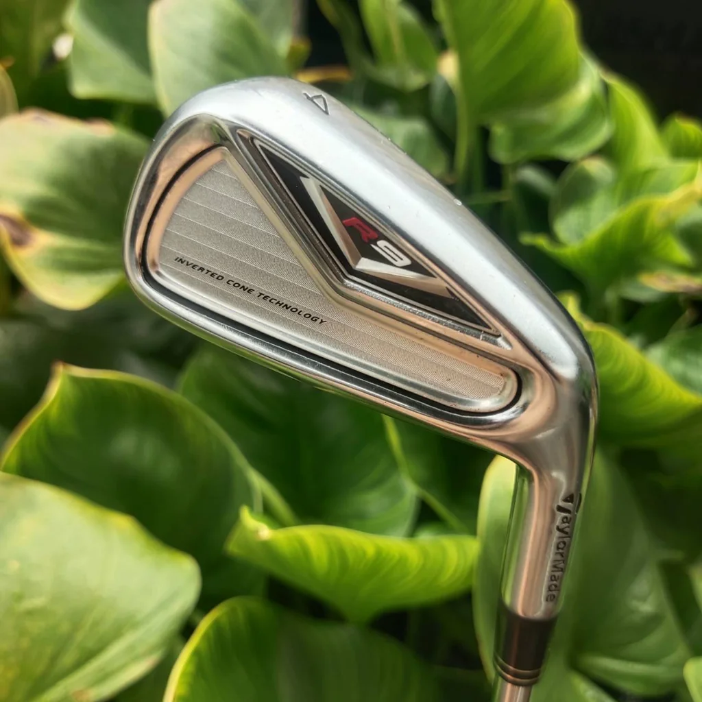 เหล็ก 4 Taylormade R9 เพิ่มพื้นที่ COR (Coefficient of Restitution) ให้กว้างขึ้นถึง 10% เหล็ก 4 Taylormade R9 เพิ่มพื้นที่ COR (Coefficient of Restitution) ให้กว้างขึ้นถึง 10%