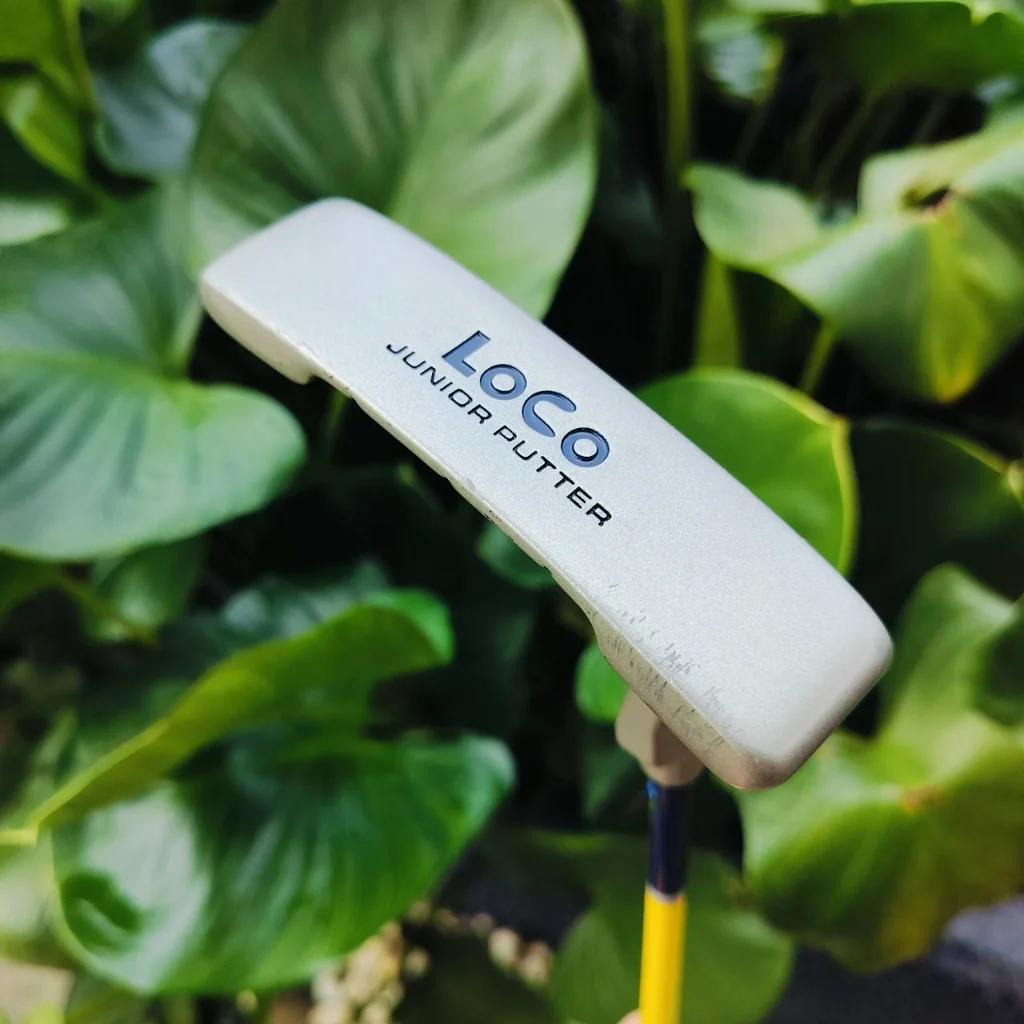 🏌️ ไม้กอล์ฟสำหรับเด็ก 🏌️ PUTTER DUNLOP LOCO ความยาว 32 นิ้ว ทรงสเตนดาร์ด น้ำหนักดีมาก พัตต์นิ่งมากค่ะ ไม้กอล์ฟพรีเมี่ยมมือสอง ของแท้ By NakaraLuxurious 🏌️ ไม้กอล์ฟสำหรับเด็ก 🏌️ PUTTER DUNLOP LOCO ความยาว 32 นิ้ว ทรงสเตนดาร์ด น้ำหนักดีมาก พัตต์นิ่งมากค่ะ ไม้กอล์ฟพรีเมี่ยมมือสอง ของแท้ By NakaraLuxurious