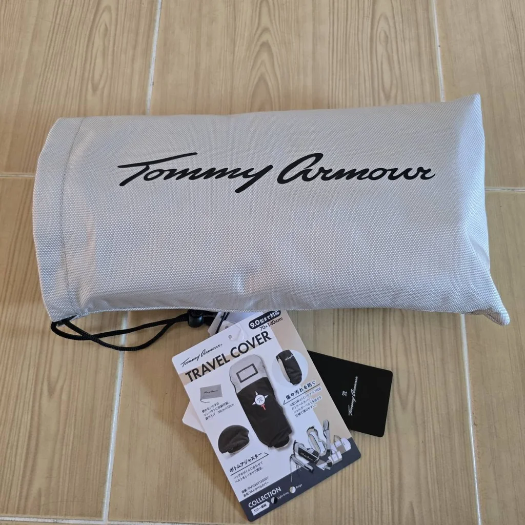 ถุงคลุมขึ้นเครื่องบิน Tommy Armour® ของใหม่ ของแท้ มือหนึ่งจากญี่ปุ่น เนื้อดีมากๆ วัสดุดีมาก พับเก็บง่าย และใส่คลุมง่าย มีกระเป๋าแถมให้ด้วย *แกะออกมาถ่ายรูปเท่านั้น* ** ลดราคาพิเศษ** ถุงคลุมขึ้นเครื่องบิน Tommy Armour® ของใหม่ ของแท้ มือหนึ่งจากญี่ปุ่น เนื้อดีมากๆ วัสดุดีมาก พับเก็บง่าย และใส่คลุมง่าย มีกระเป๋าแถมให้ด้วย *แกะออกมาถ่ายรูปเท่านั้น* ** ลดราคาพิเศษ**