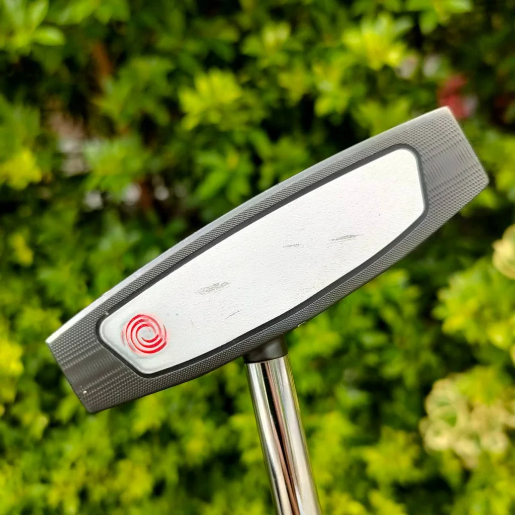 PUTTER ODYSSEY ELEVEN TOUR LINED ความยาว 34 นิ้ว ก้าน STROKE LAB รุ่น 11 มาพร้อม COVER ตรงรุ่น สภาพสวยเดิมมาก!! ไม้กอล์ฟมือสอง ของแท้ BY NakaraLuxurious PUTTER ODYSSEY ELEVEN TOUR LINED ความยาว 34 นิ้ว ก้าน STROKE LAB รุ่น 11 มาพร้อม COVER ตรงรุ่น สภาพสวยเดิมมาก!! ไม้กอล์ฟมือสอง ของแท้ BY NakaraLuxurious