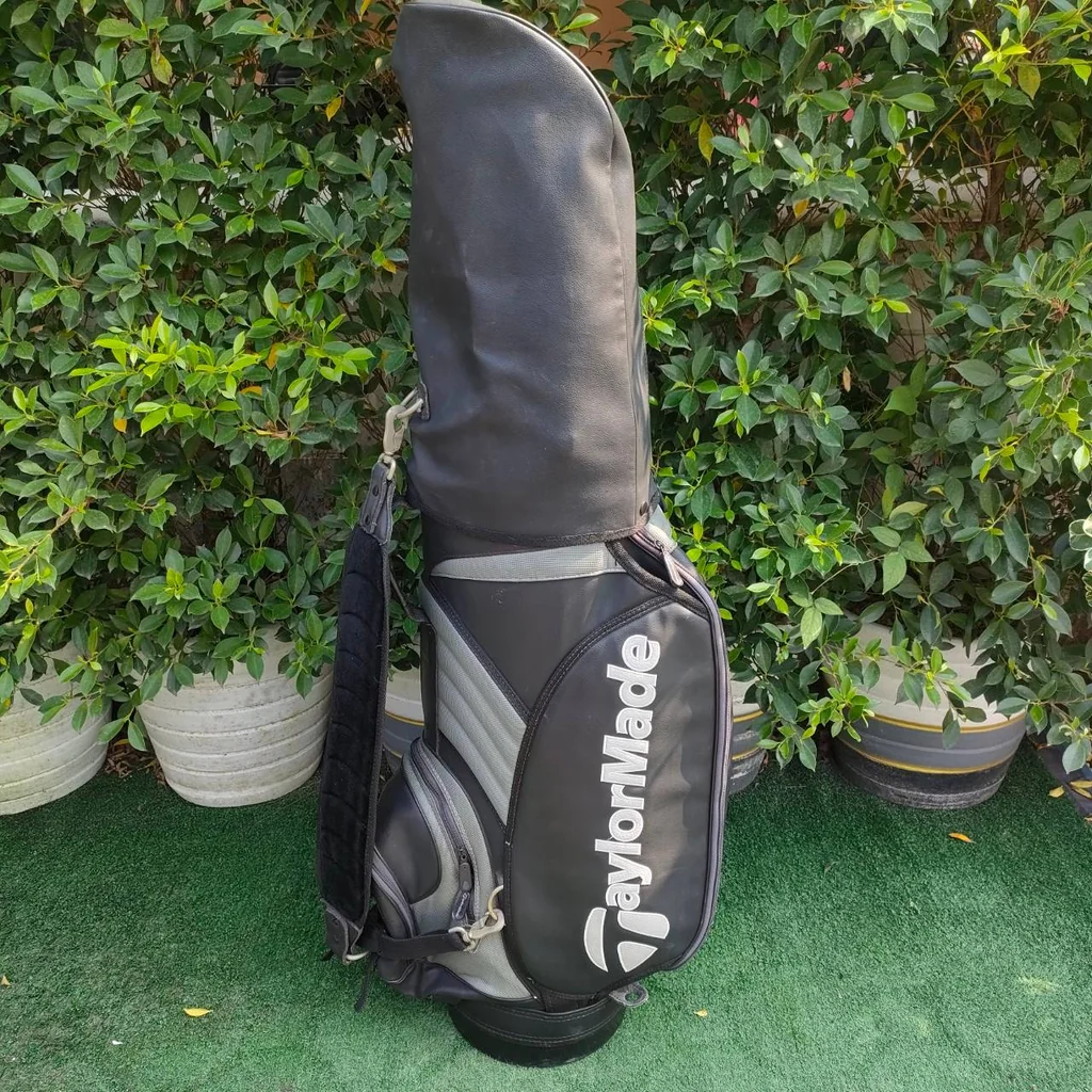 ถุงกอล์ฟ TAYLORMADE มือสอง ถุง TOUR ใบใหญ่ คุ้มค่าสุดๆ ถุงกอล์ฟ TAYLORMADE มือสอง ถุง TOUR ใบใหญ่ คุ้มค่าสุดๆ
